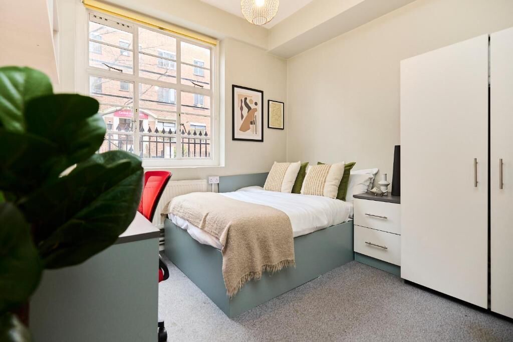 Photo of Bedroom in Vincent Square