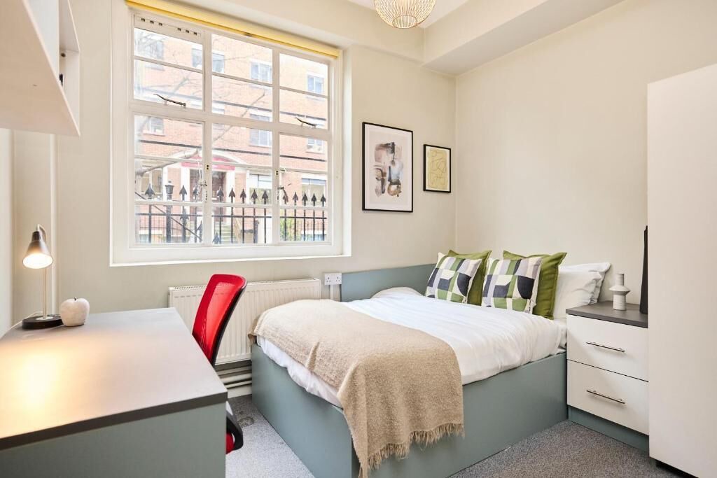 Photo of Bedroom in Vincent Square