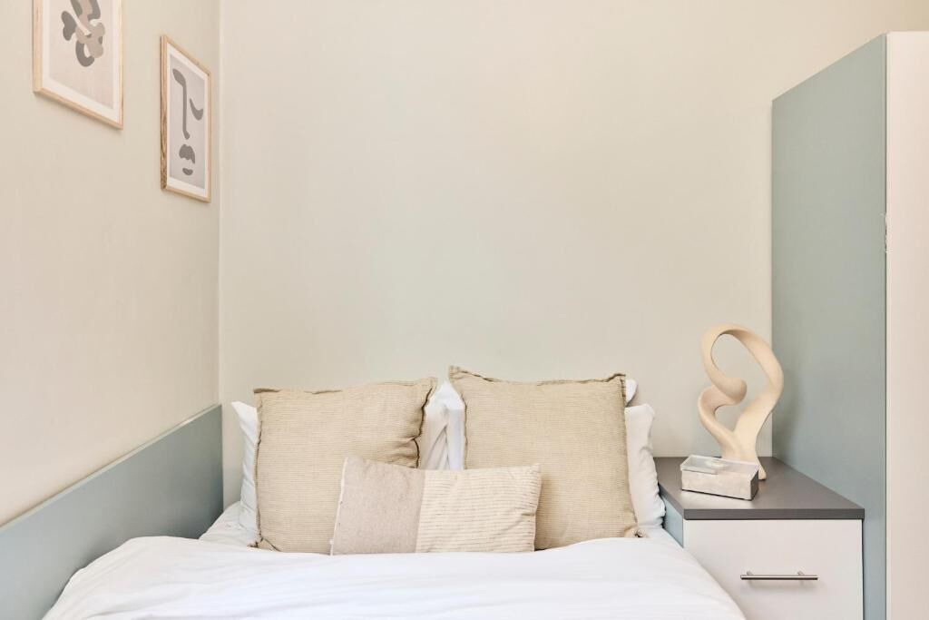 Photo of Bedroom in Vincent Square
