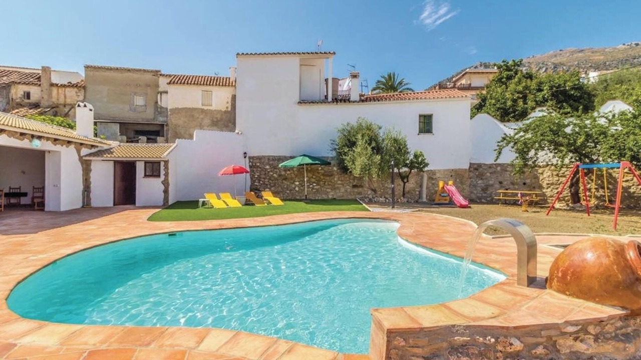 Photo of Outdoor in Mondron