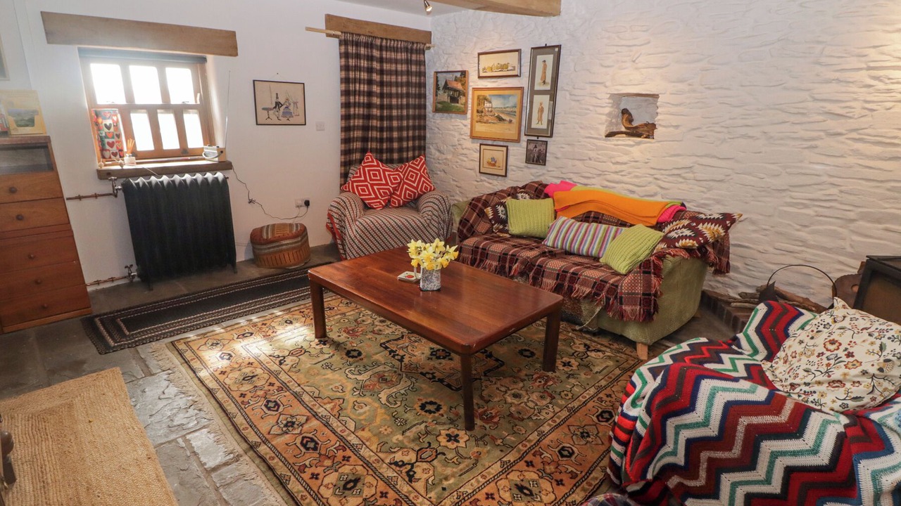 Photo of Livingroom in Bedwas Trethomas & Machen