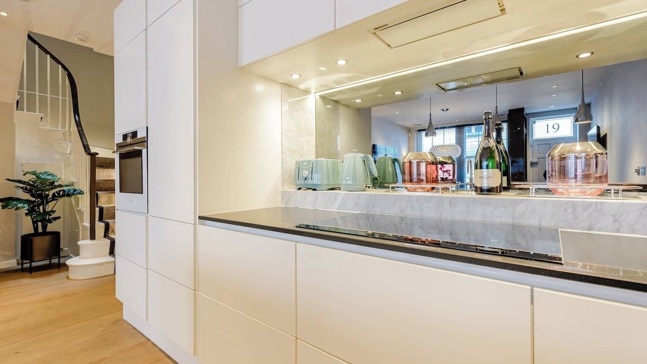 Photo of Kitchen in Brompton & Hans Town