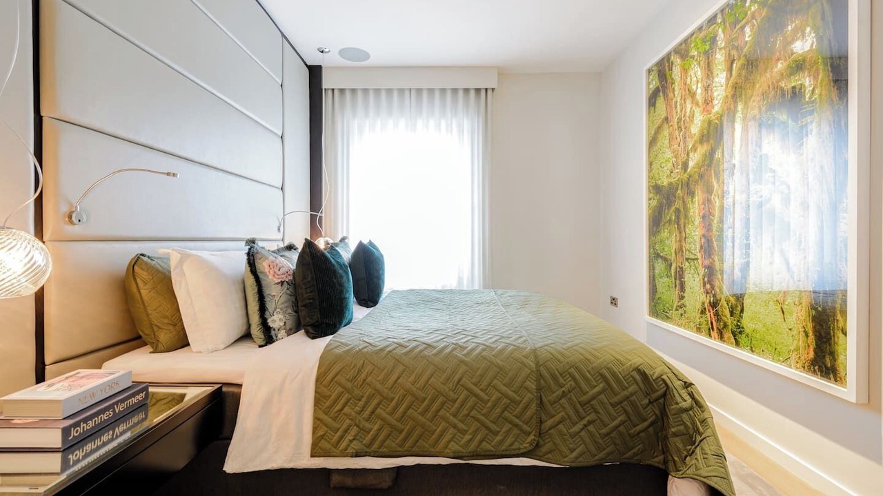 Photo of Bedroom in Brompton & Hans Town