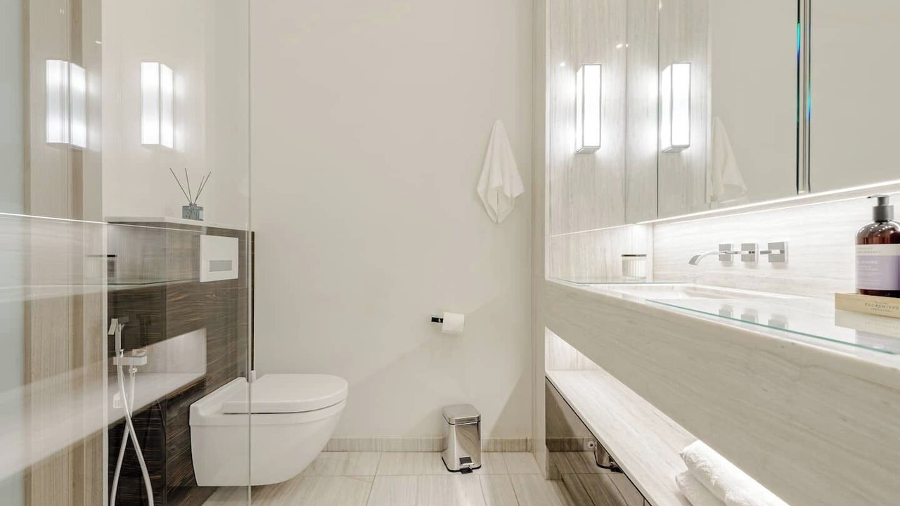 Photo of Bathroom in Brompton & Hans Town