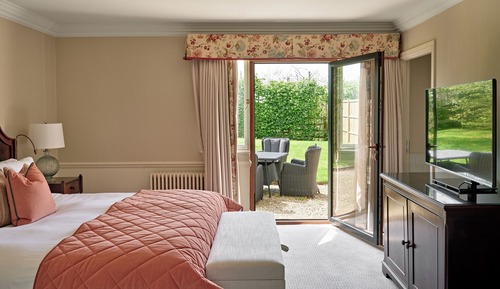 Classic Room (Private Garden)